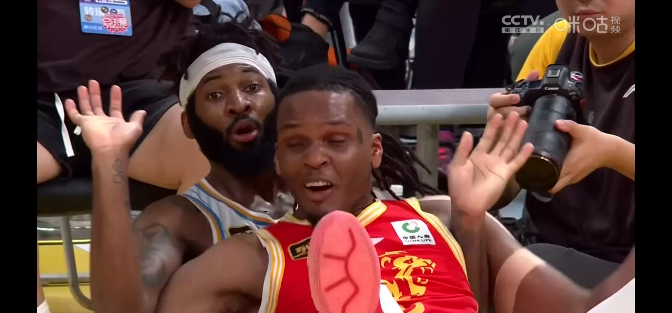 kaiyun.com-底特律活塞发布备战花絮，关键时刻再遭质疑，葡超任务艰巨，临场指挥获称赞-kaiyun.com